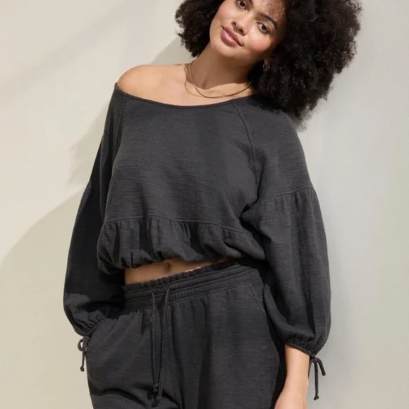 Aerie Endless Summer Cropped Sweatshirt - Picture 2 of 9